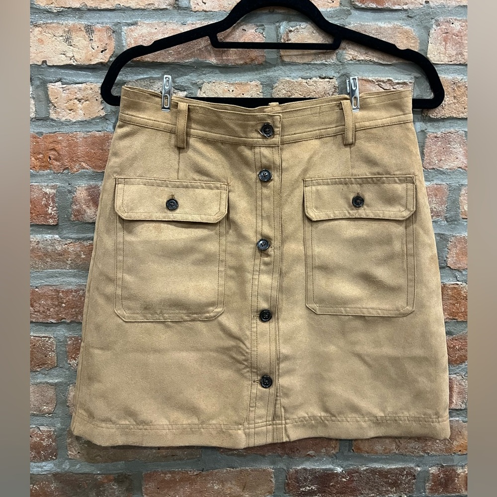 Banana republic suede skirt size 6